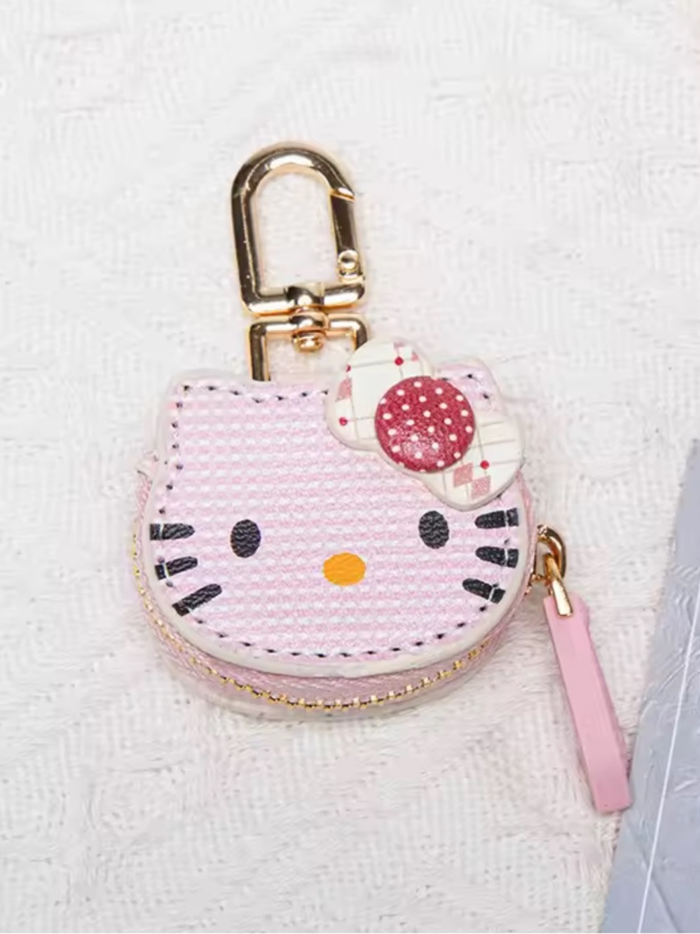 Hello Kitty Pink Coin Pouch with Gold Clip